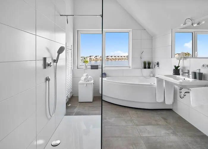 Seapearl- Hafenblick, Terrasse, Bad Mit Infrarotsauna Und Whirlwanne Appartement *