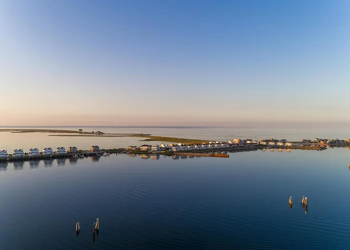 Seapearl- Hafenblick, Terrasse, Bad Mit Infrarotsauna Und Whirlwanne * Olpenitz